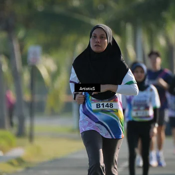 Runner Photo 6118042