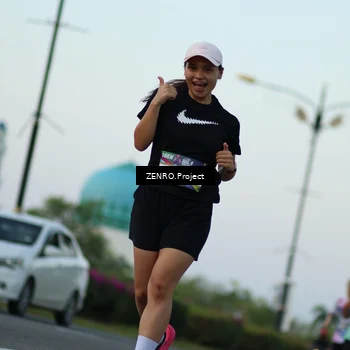 Runner Photo 6118057