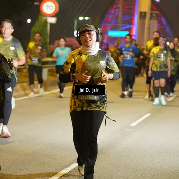 Runner Photo 6118065