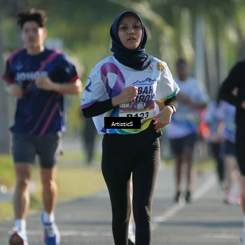 Runner Photo 6118087