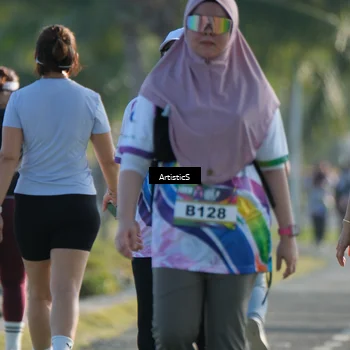 Runner Photo 6118202