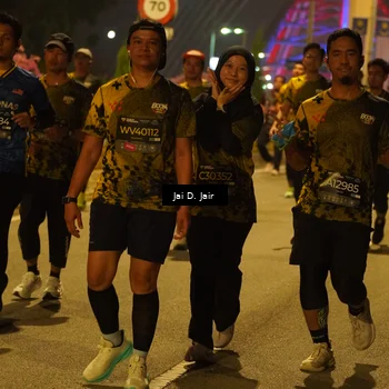Runner Photo 6118224