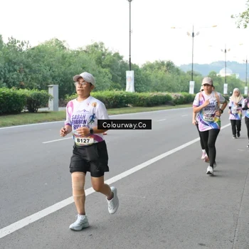 Runner Photo 6118259