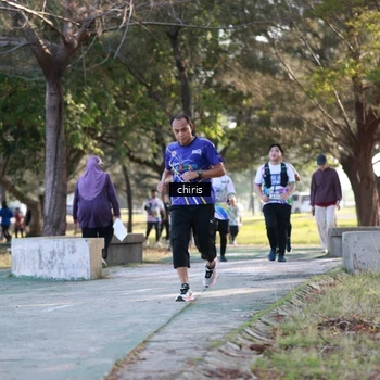 Runner Photo 6118556