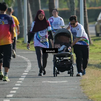 Runner Photo 6119359