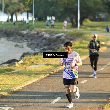 Runner Photo 6119971