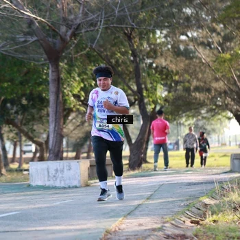 Runner Photo 6119992