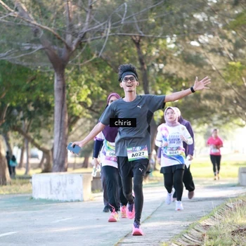 Runner Photo 6120063