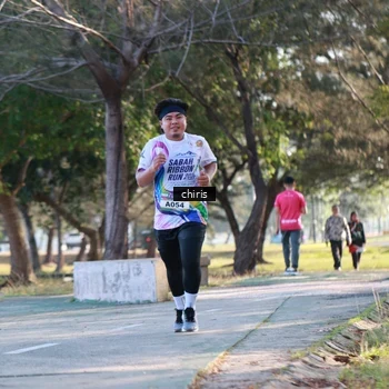 Runner Photo 6120106