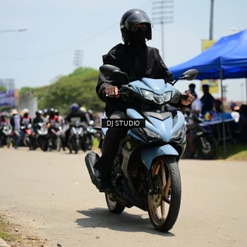 Runner Photo 6120201