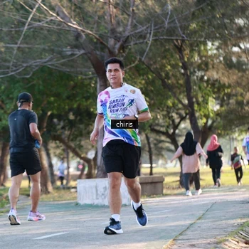Runner Photo 6120208
