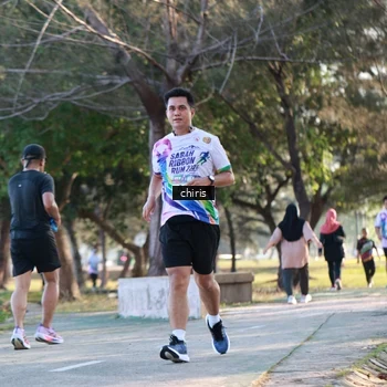 Runner Photo 6120241