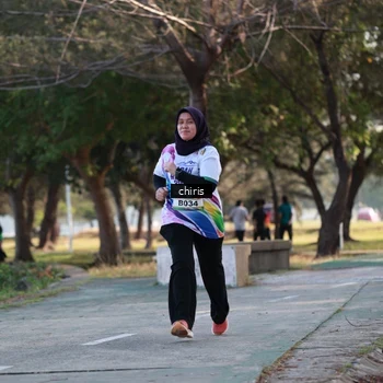 Runner Photo 6120252
