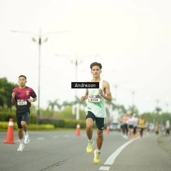 Runner Photo 6120278