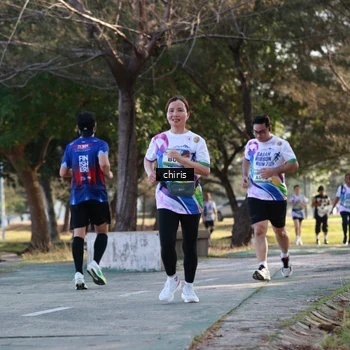 Runner Photo 6120335