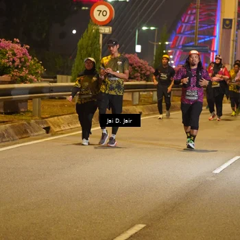 Runner Photo 6120349