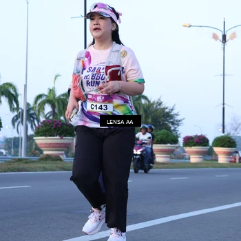 Runner Photo 6120375