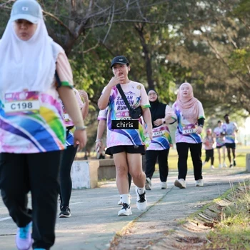 Runner Photo 6120392