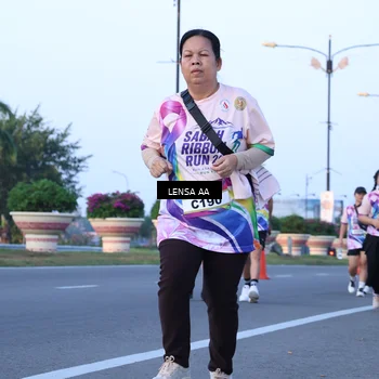 Runner Photo 6120422