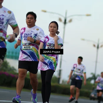 Runner Photo 6120486