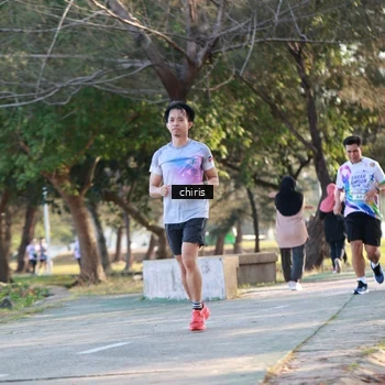 Runner Photo 6120514
