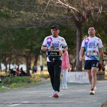 Runner Photo 6120537