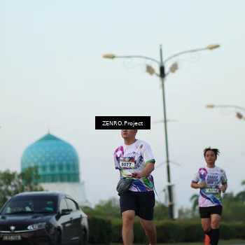 Runner Photo 6120685
