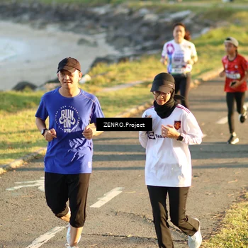 Runner Photo 6120768