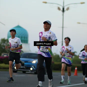 Runner Photo 6120867