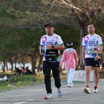 Runner Photo 6120875
