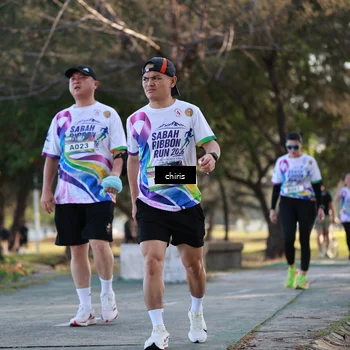 Runner Photo 6120925