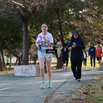 Runner Photo 6121163