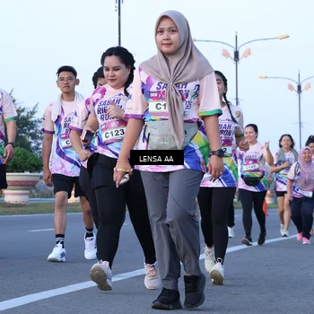 Runner Photo 6121301