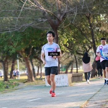 Runner Photo 6121457