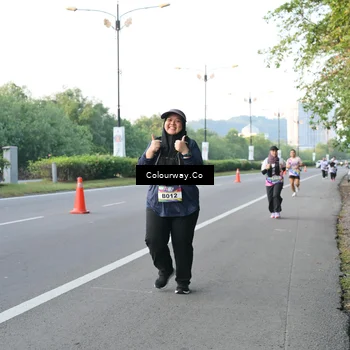 Runner Photo 6121793