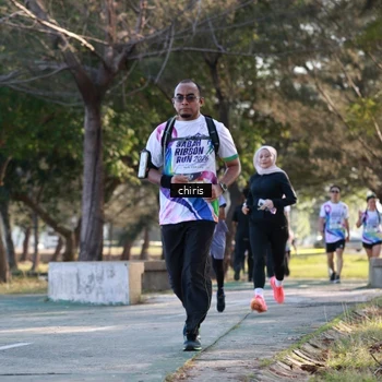 Runner Photo 6121798