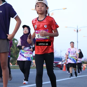 Runner Photo 6122000