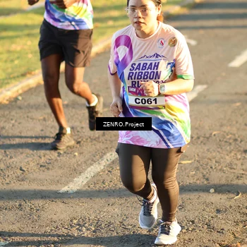 Runner Photo 6122002