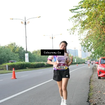 Runner Photo 6122003