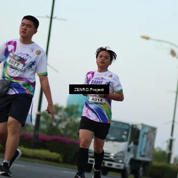 Runner Photo 6122858