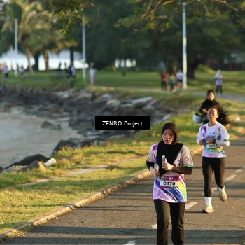 Runner Photo 6123070