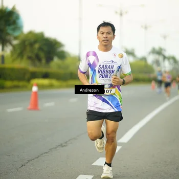 Runner Photo 6123175