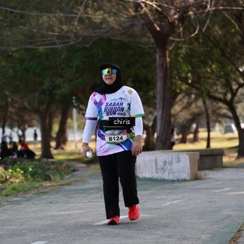 Runner Photo 6123446