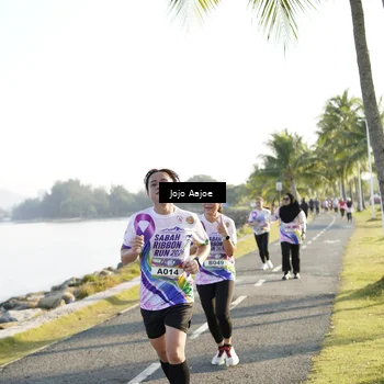 Runner Photo 6123459