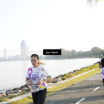 Runner Photo 6123555