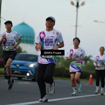 Runner Photo 6123650