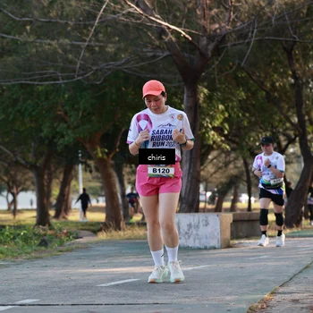 Runner Photo 6123800