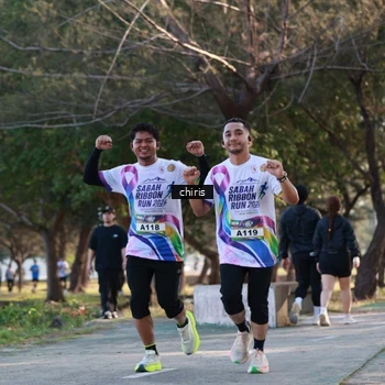 Runner Photo 6123817