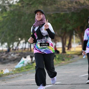 Runner Photo 6124058
