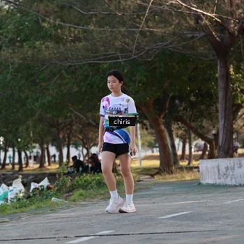 Runner Photo 6124100